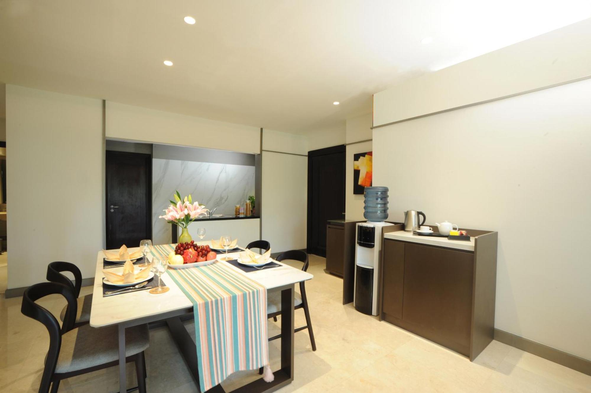 ซัมเมอร์เซต เบอร์เลียน จาการ์ต้า Apartment จาการ์ตา ภายนอก รูปภาพ